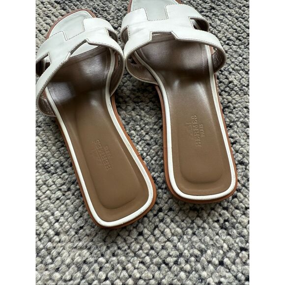 Hermes Oran White 37 Leather Sandals - Picture 3 of 6